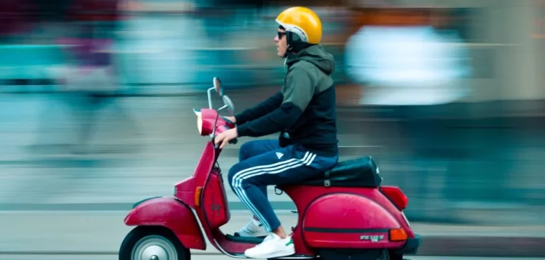 7 ventajas de comprar una Moto Scooter