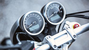 ¿Por qué mi moto gasta mucha gasolina?