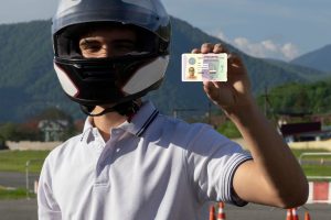 Examen para licencia de conducir motos en Perú - Blog Galgo