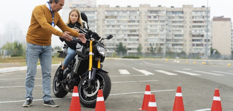 manejar moto con licencia B - Galgo