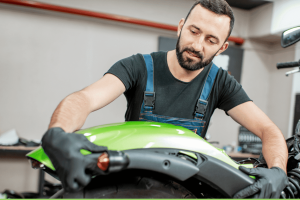 mantenimiento hombre moto